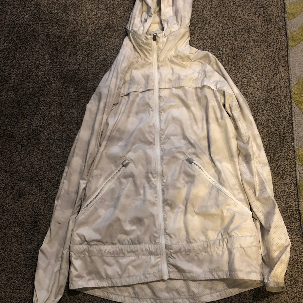 Lululemon Miss Misty Zip Hooded Rain Jacket Size 4